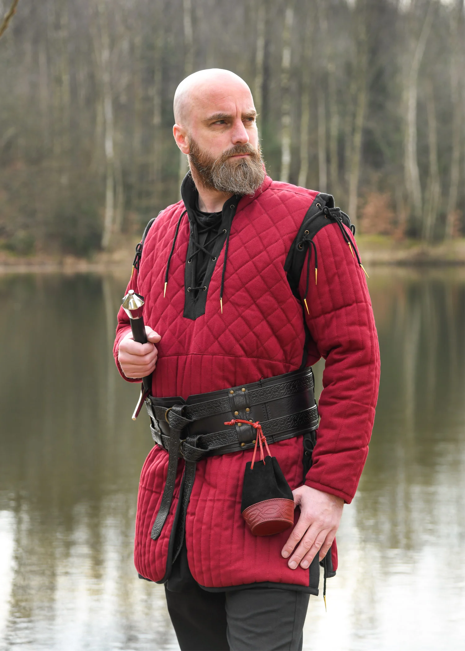Gambeson mit abnehmbaren Ärmeln, weinrot - schwarz